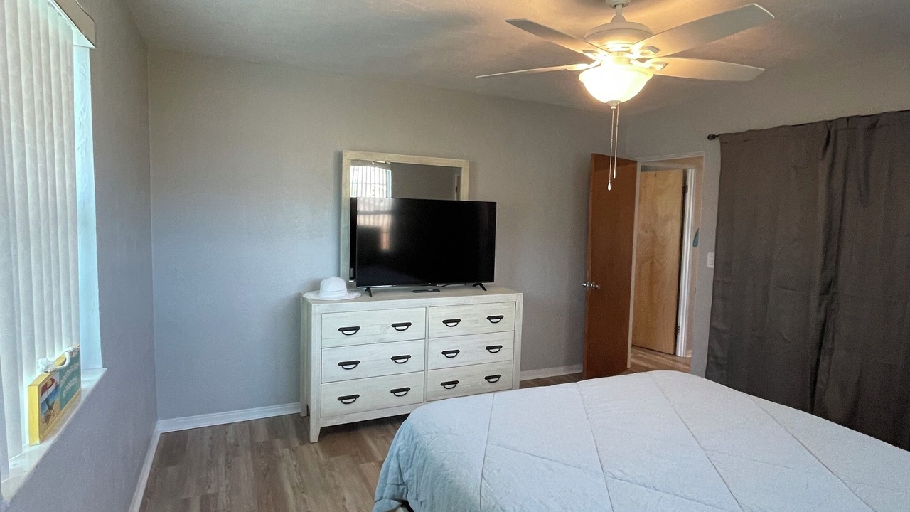 Photo of Bedroom in Ellinor Village