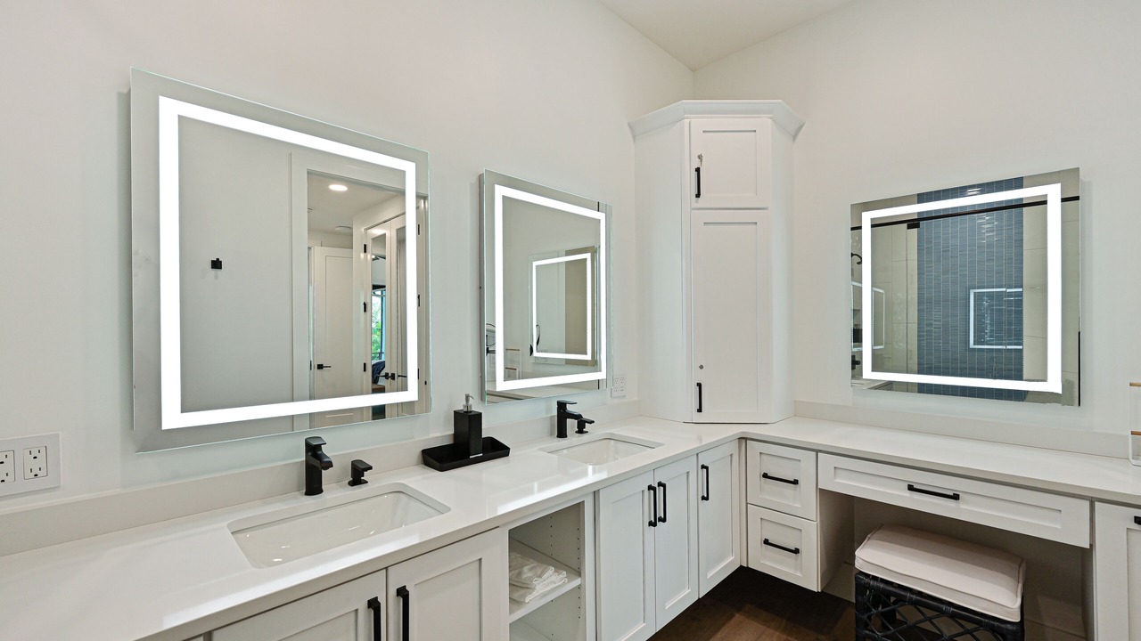 Photo of Bathroom in Whitney Beach