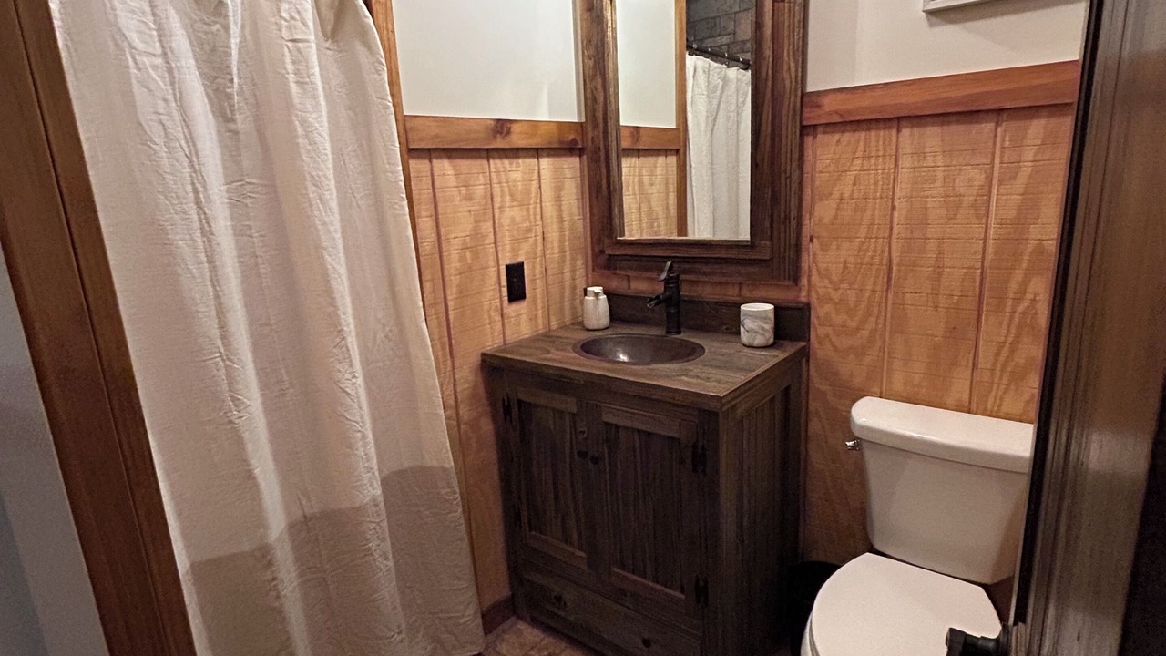 Photo of Bathroom in Steens