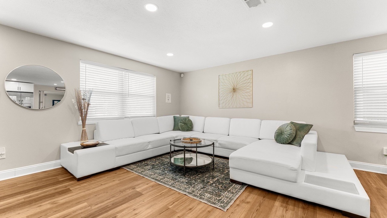 Photo of Livingroom in Highland City