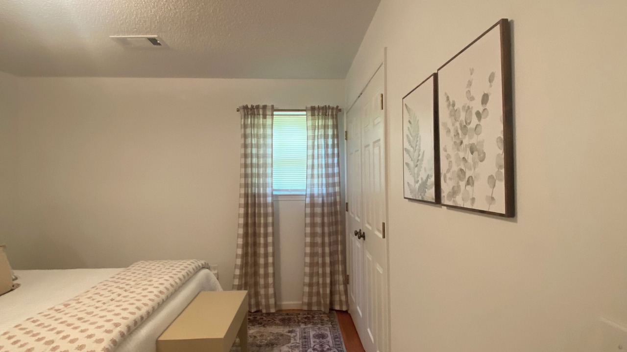 Photo of Bedroom in Dadeville