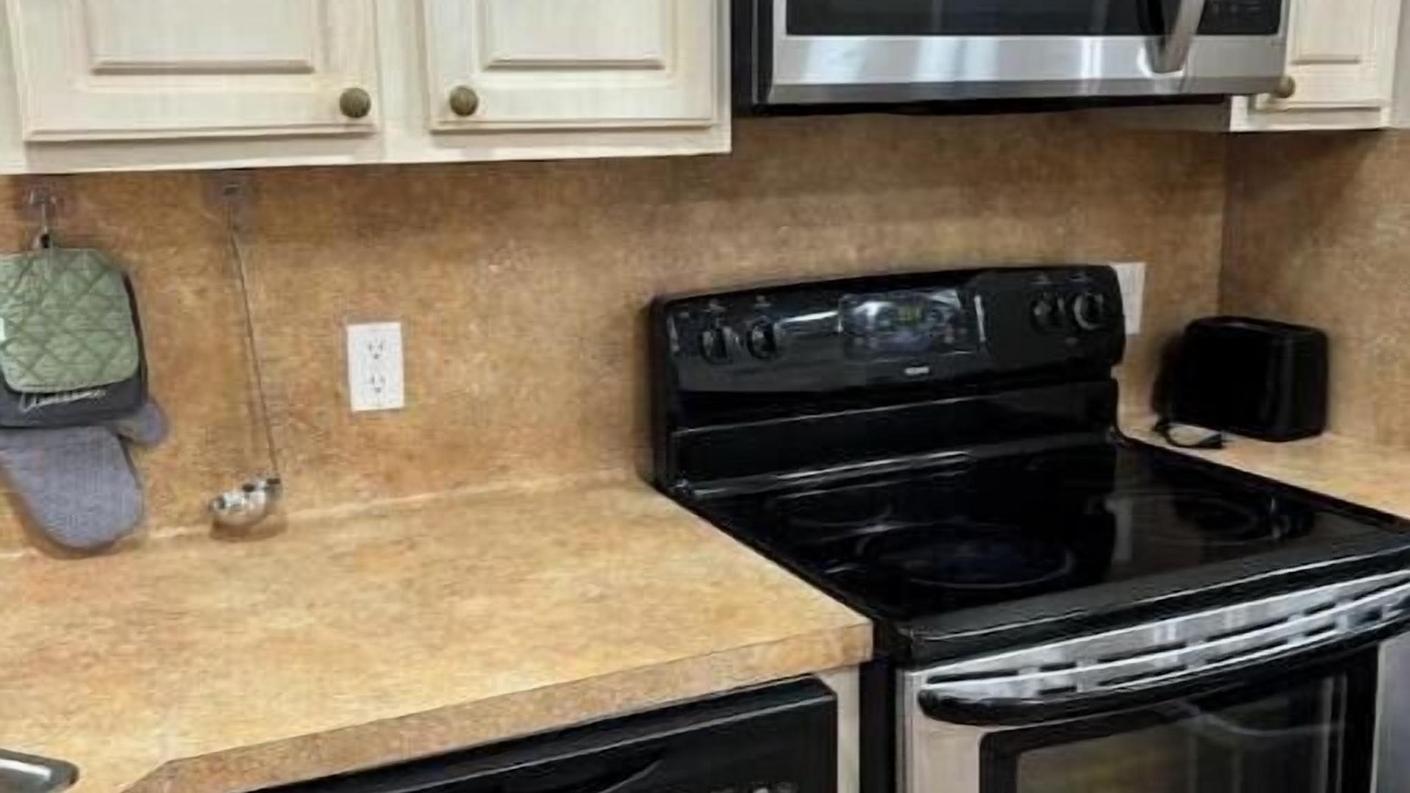 Photo of Kitchen in Gonzales