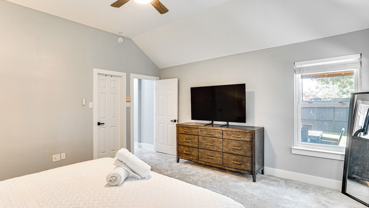 Photo of Bedroom in Fossil Creek