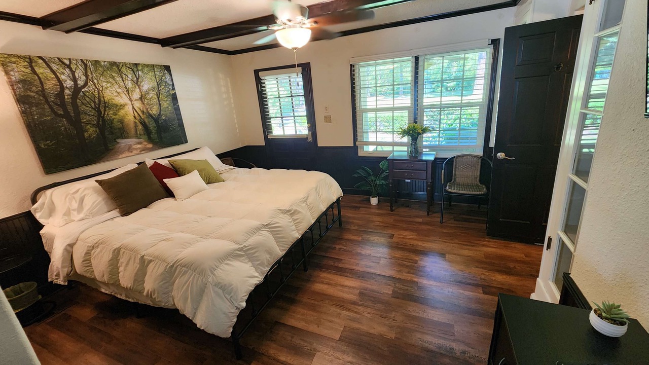 Photo of Bedroom in Tallahassee