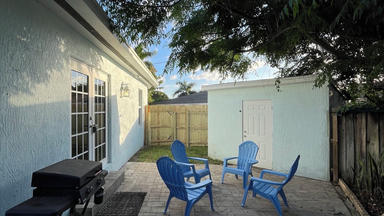 Photo of Outdoor in Country Club Park