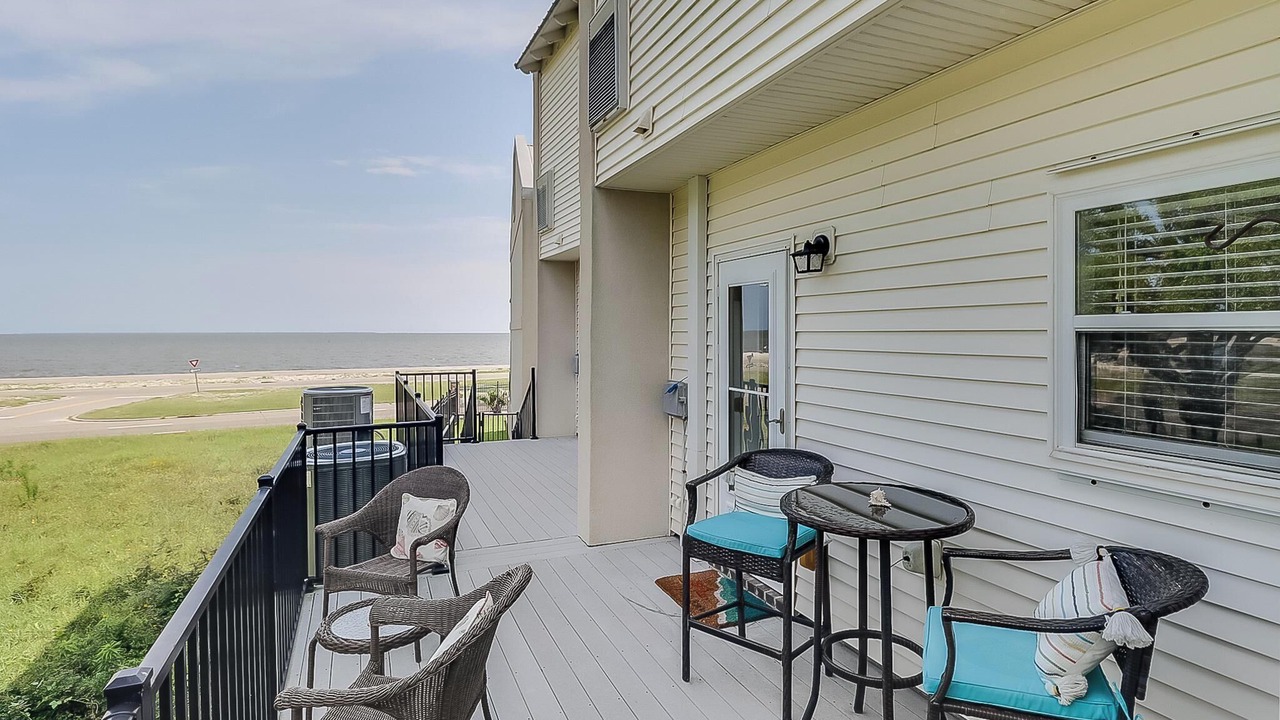 Photo of Patio Balcony in Long Beach