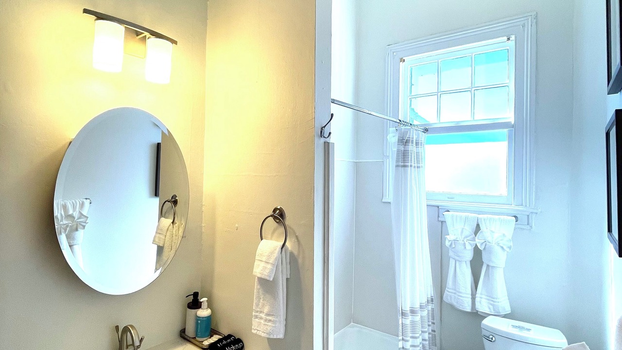 Photo of Bathroom in Touro