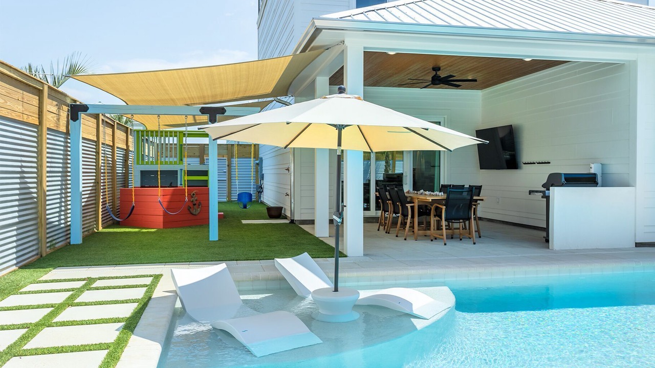 Photo of Outdoor in Fort Bay