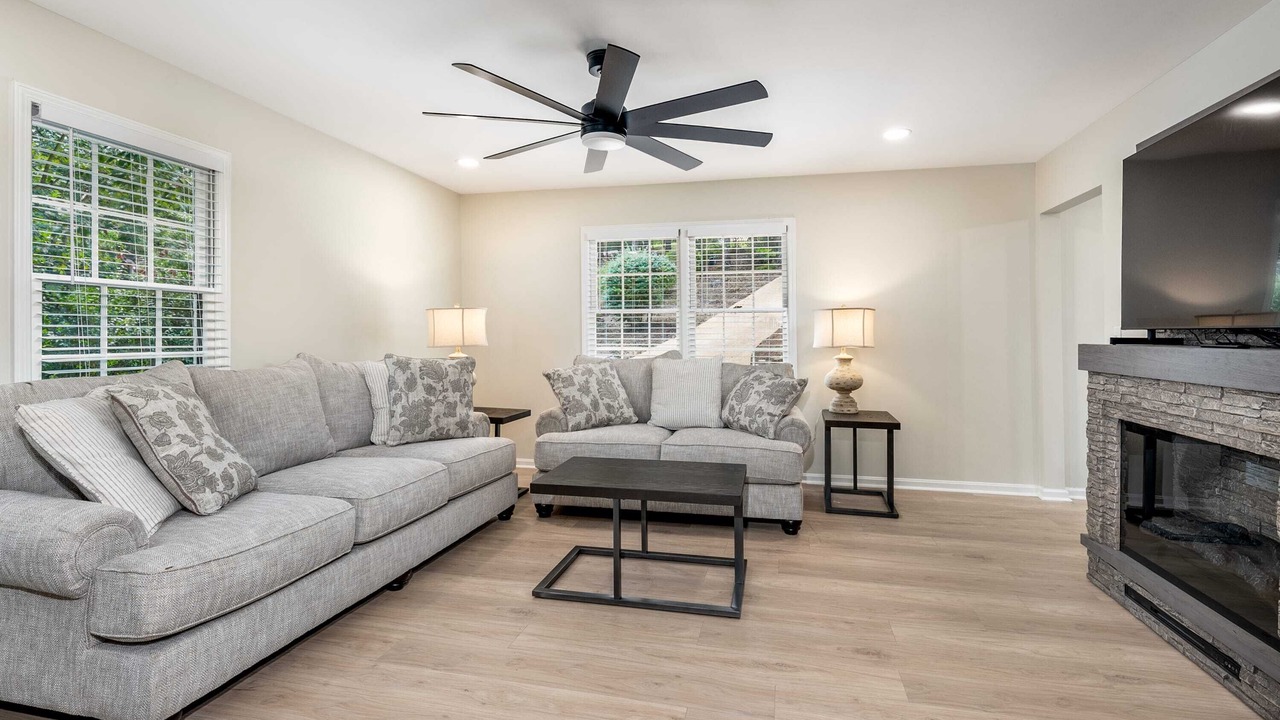 Photo of Livingroom in Northport