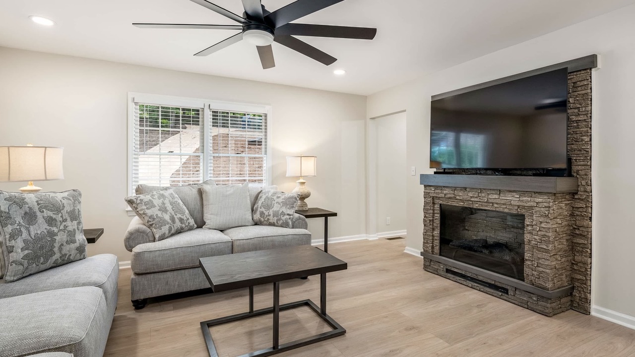 Photo of Livingroom in Northport