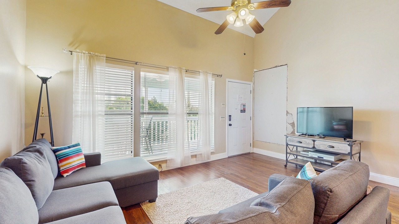 Photo of Livingroom in El Centro Beach