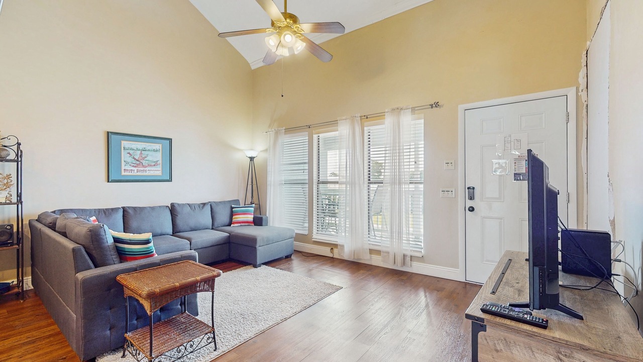 Photo of Livingroom in El Centro Beach