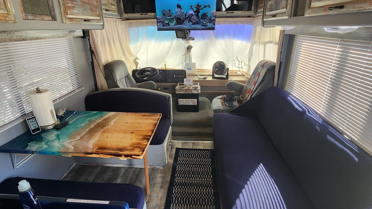 Photo of Livingroom in Perry