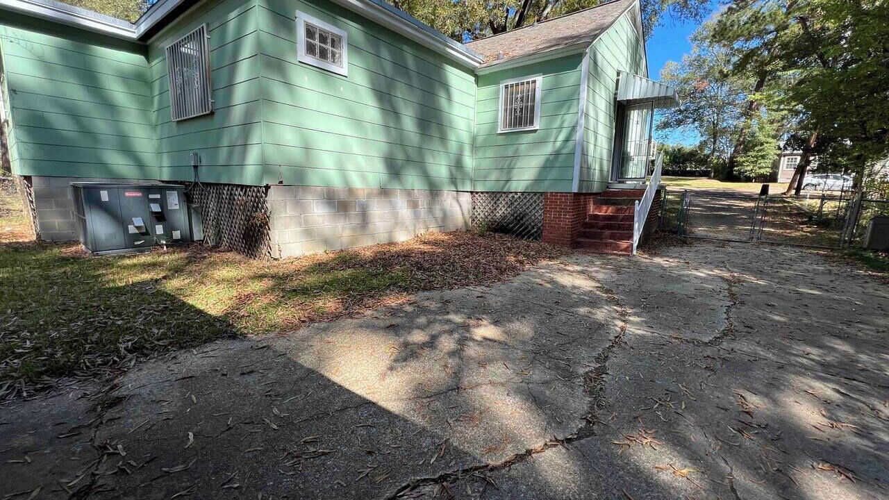 Photo of Outdoor in Fondren