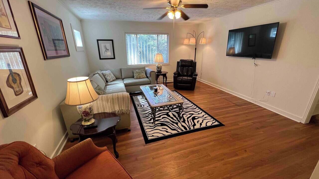 Photo of Livingroom in Fondren