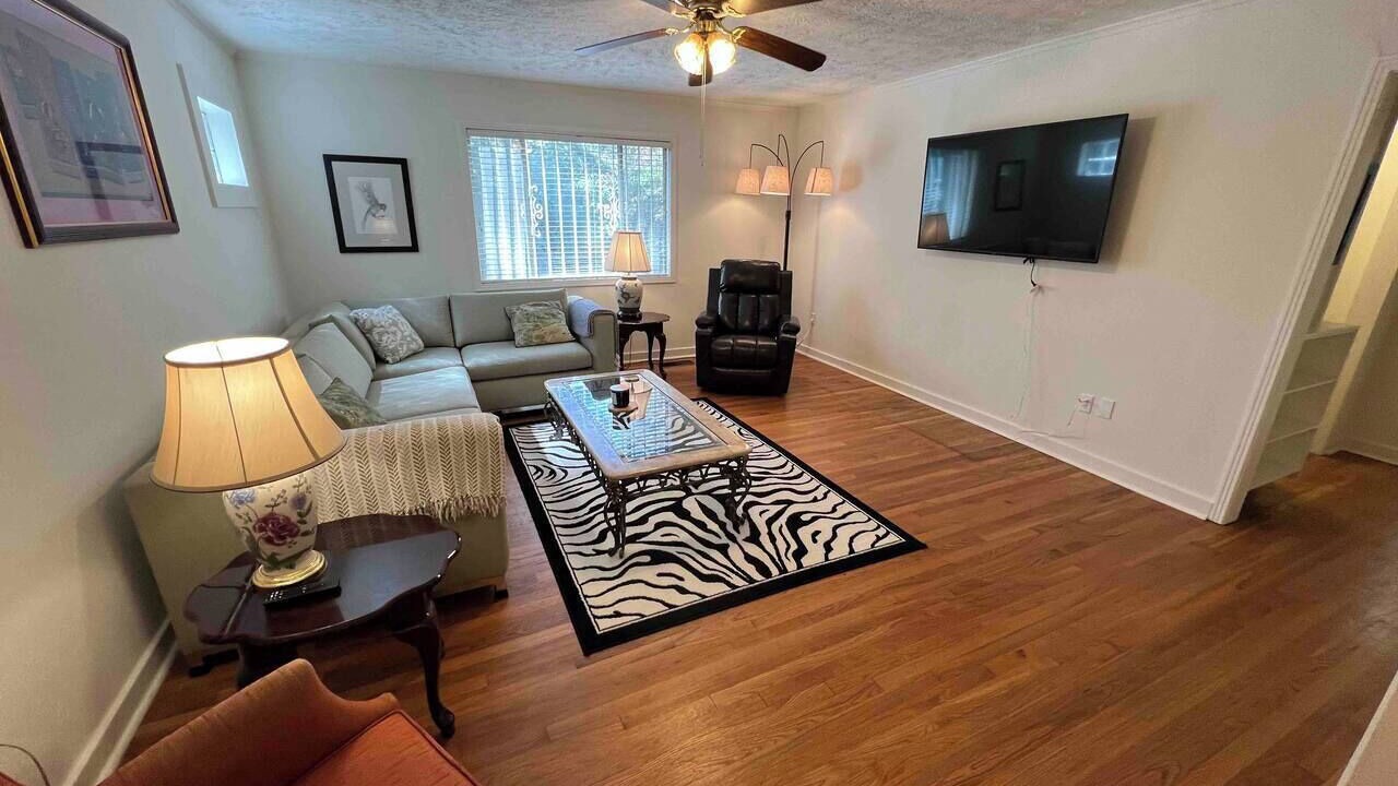 Photo of Livingroom in Fondren