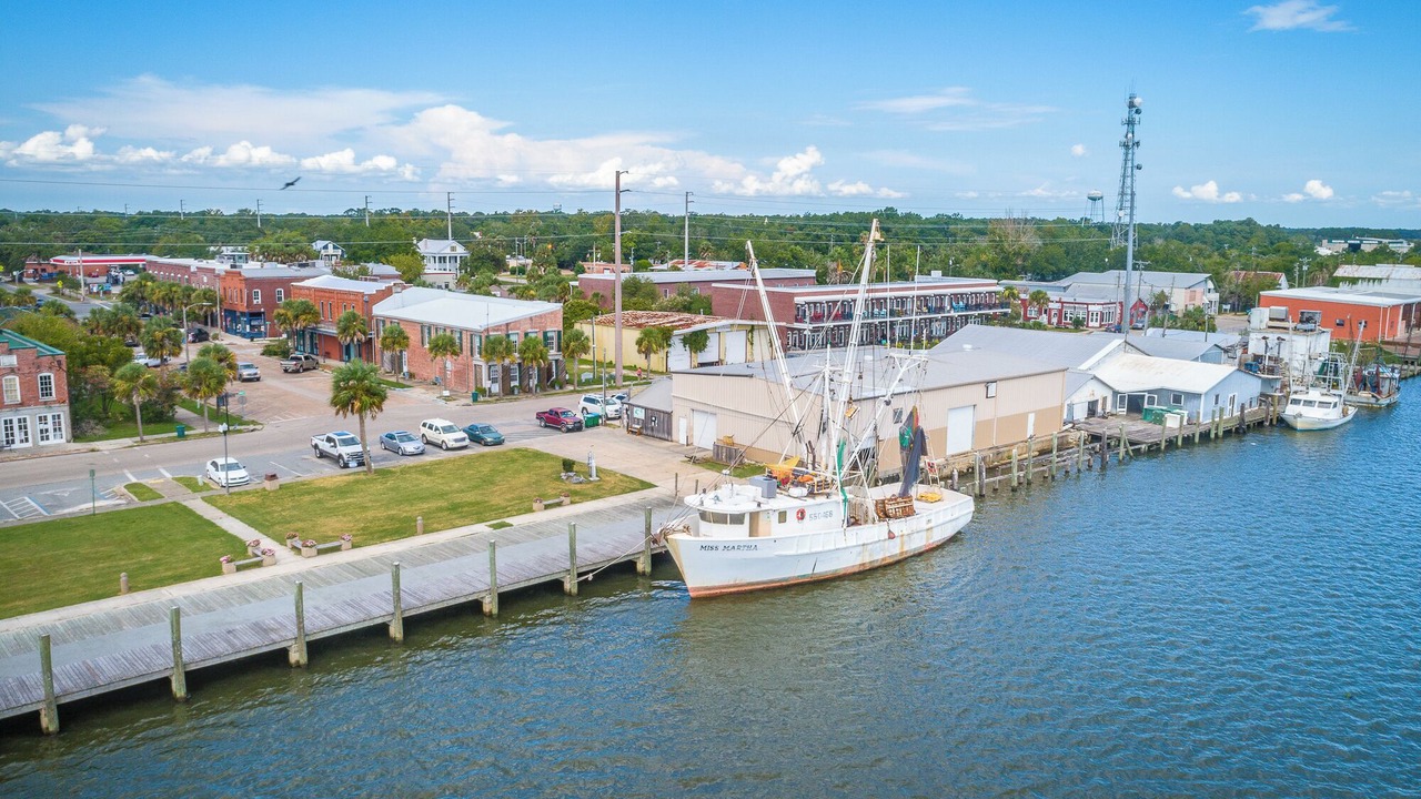 Photo of Others in Historic Downtown Apalachicola