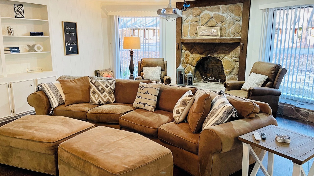 Photo of Livingroom in Flowood
