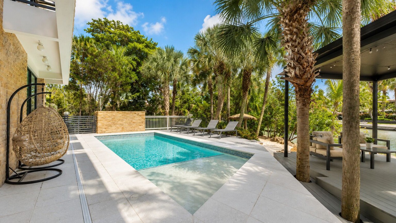 Photo of Outdoor in Northeast Miami