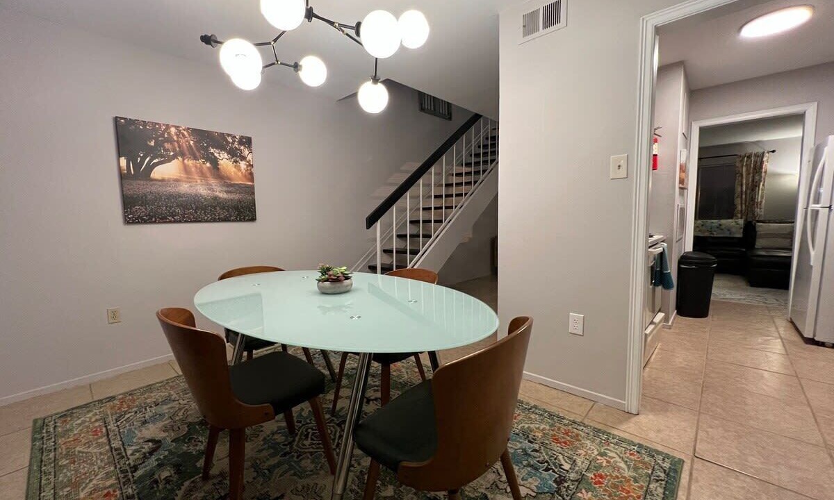 Photo of Livingroom in Mid City South