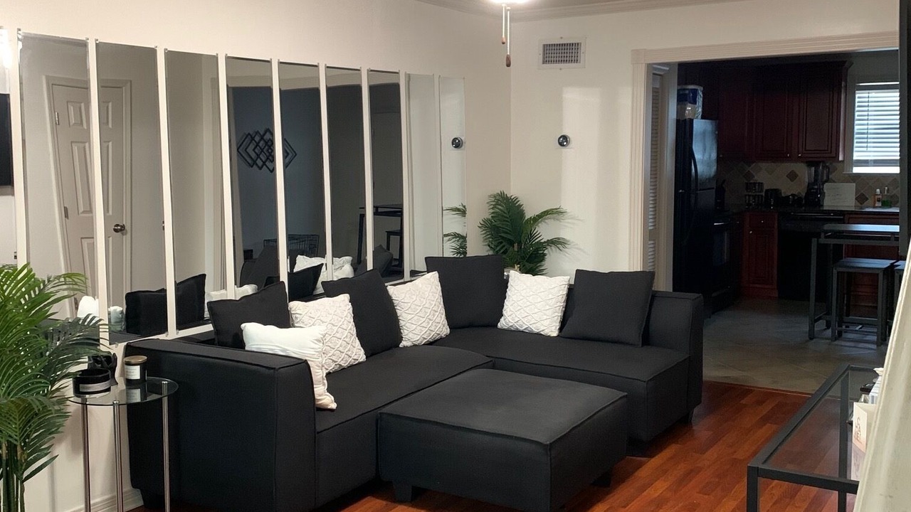 Photo of Livingroom in Metairie