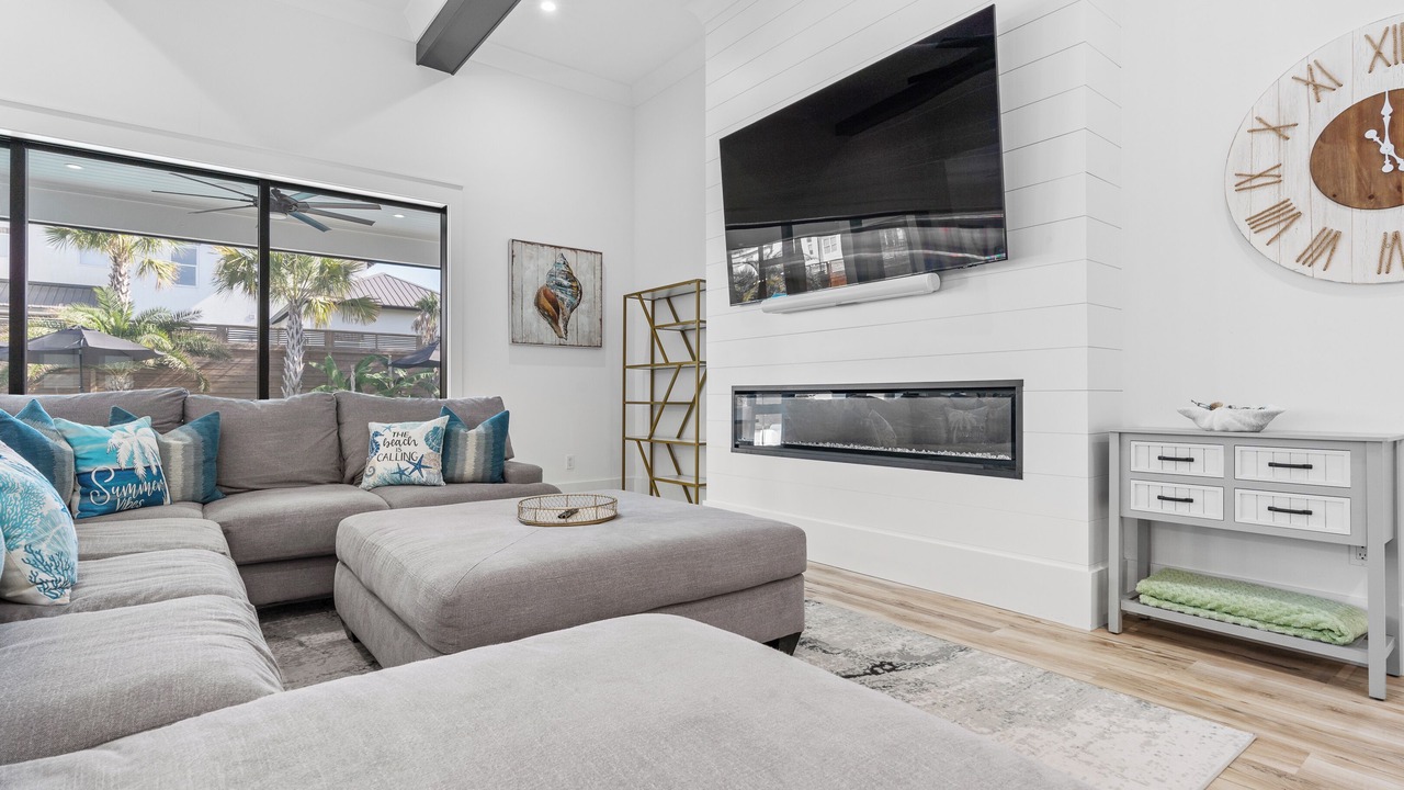Photo of Livingroom in Gulfview Heights