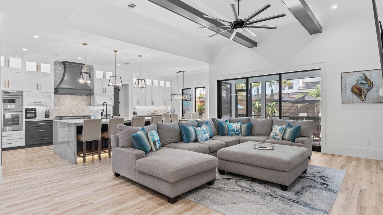 Photo of Livingroom in Gulfview Heights