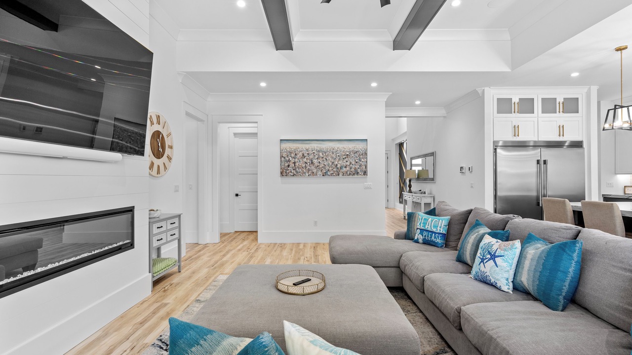 Photo of Livingroom in Gulfview Heights