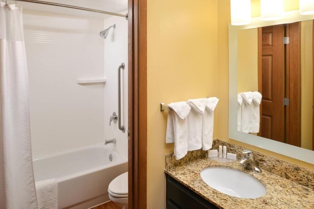Photo of Bathroom in Doral