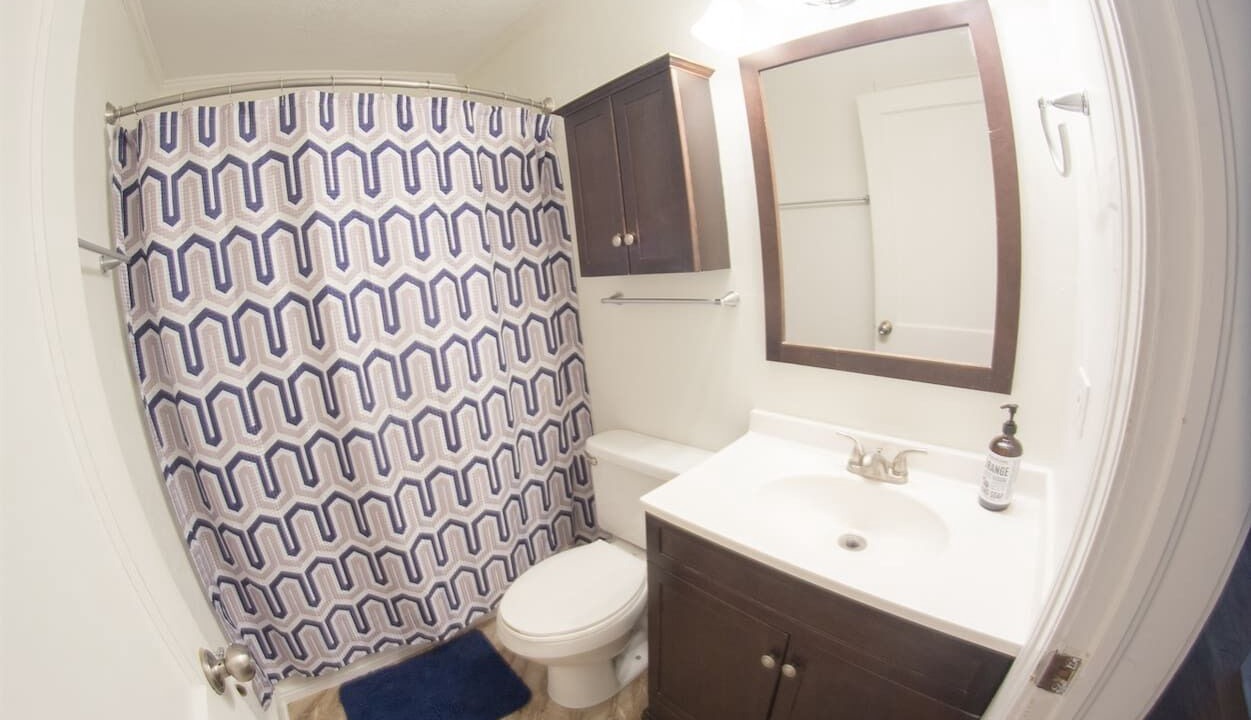 Photo of Bathroom in Fondren