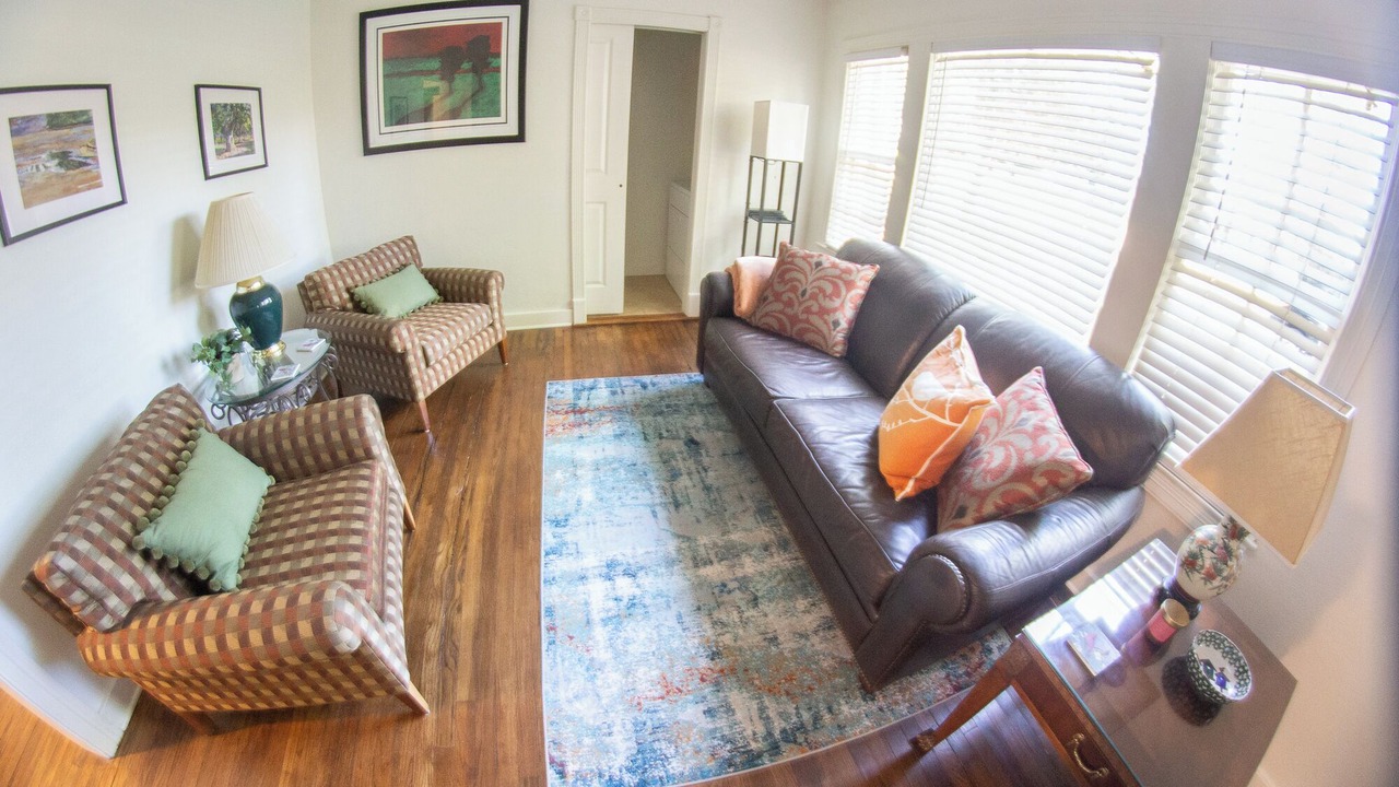 Photo of Livingroom in Fondren