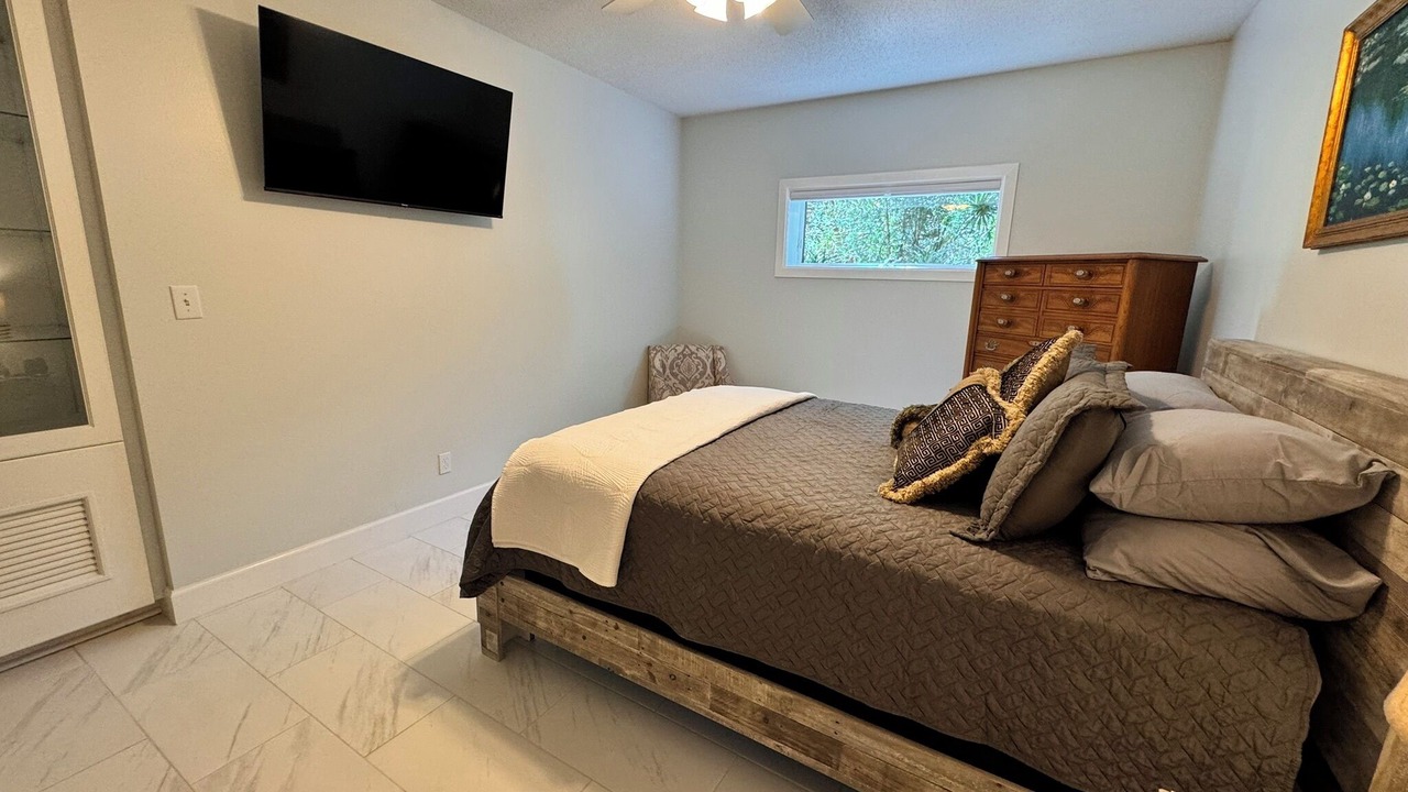 Photo of Bedroom in Daphne