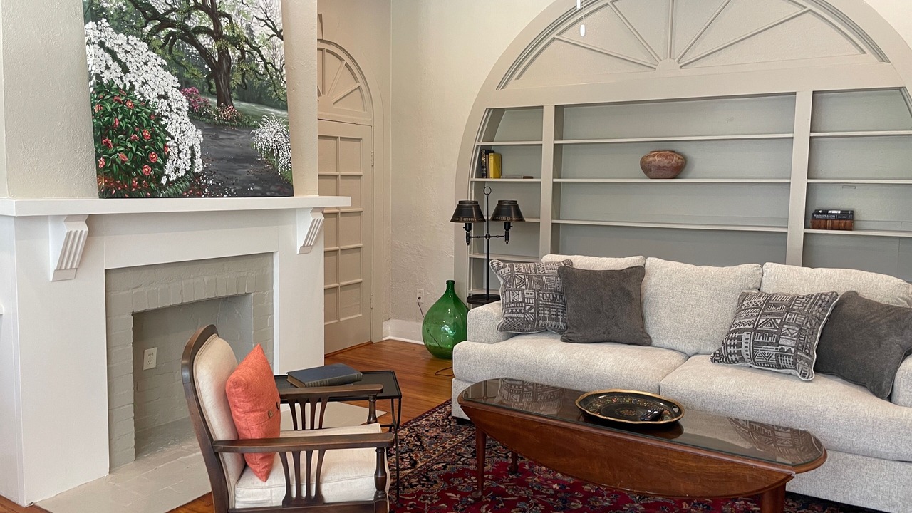Photo of Livingroom in Monroe