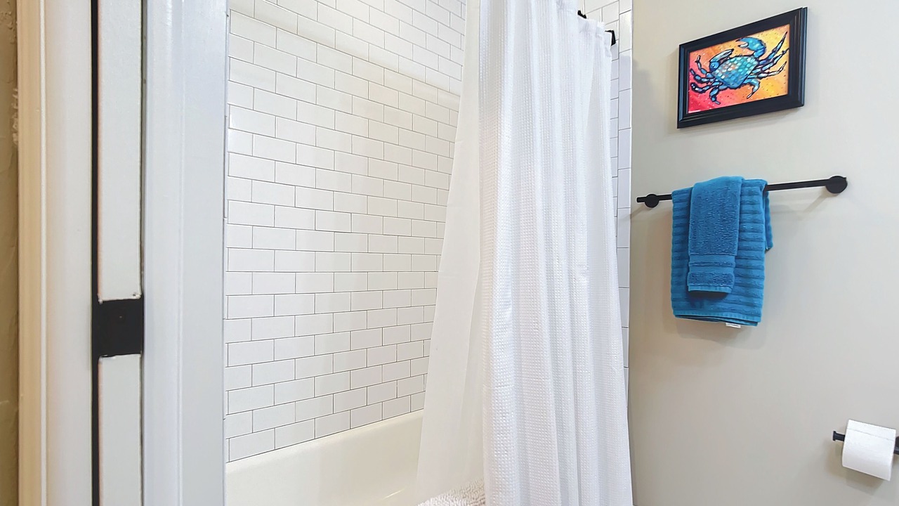 Photo of Bathroom in Tropical Cove