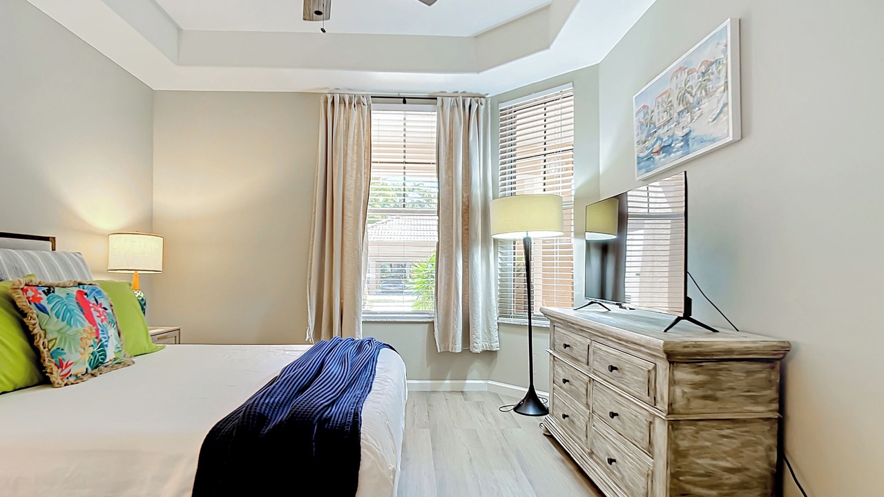 Photo of Bedroom in Tropical Cove