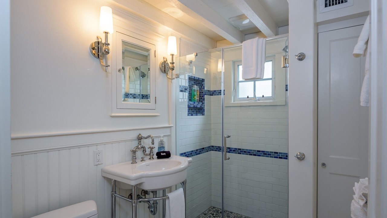 Photo of Bathroom in Old Town
