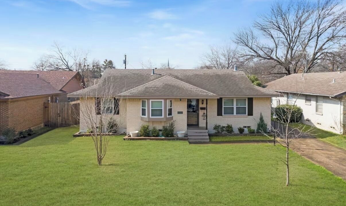 Photo of Outdoor in Farmers Branch