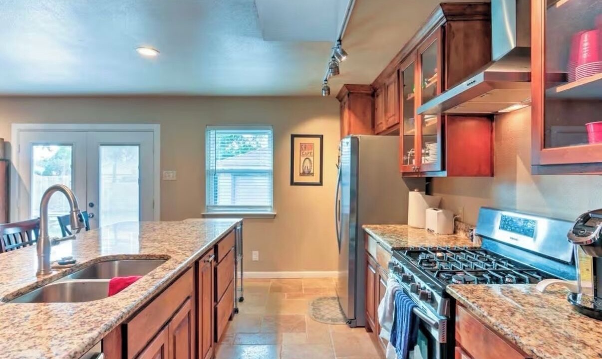 Photo of Kitchen in Farmers Branch