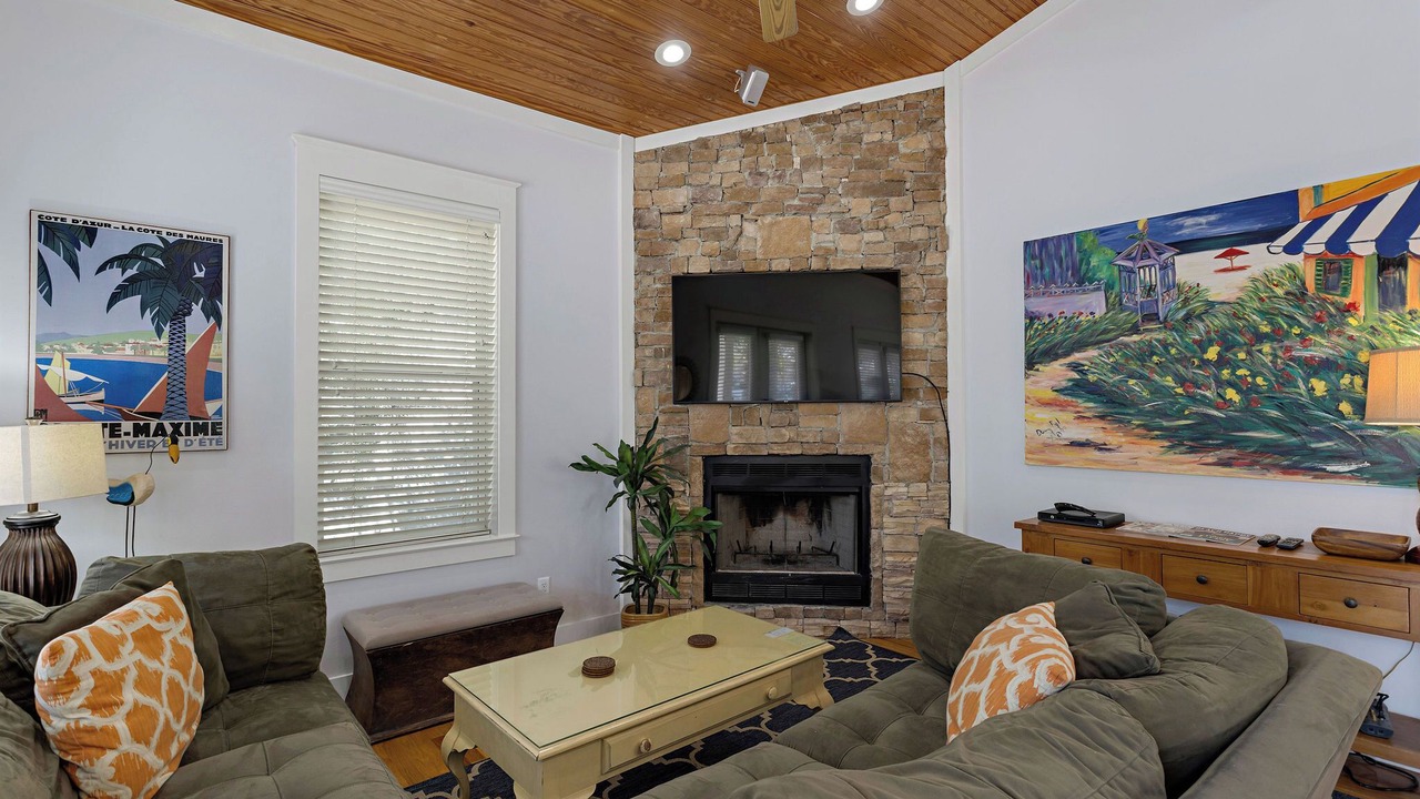 Photo of Livingroom in Treetop