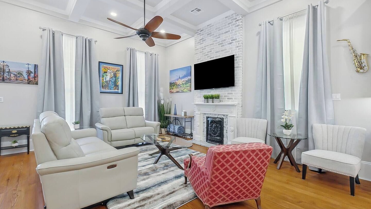 Photo of Bedroom in Mid-City