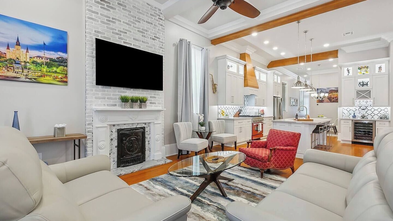 Photo of Bedroom in Mid-City