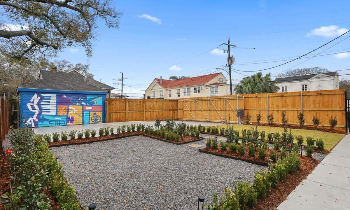 Photo of Outdoor in Broadmoor