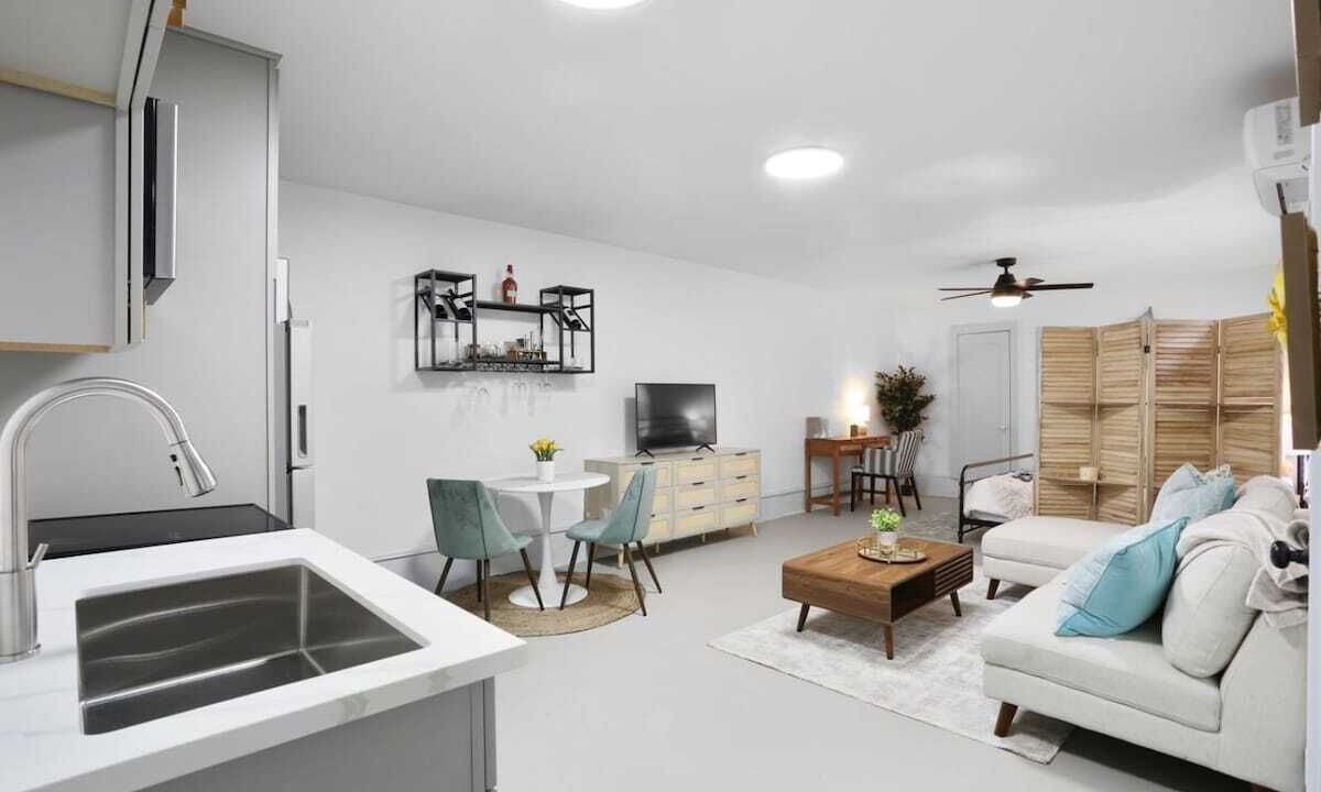 Photo of Livingroom in Broadmoor