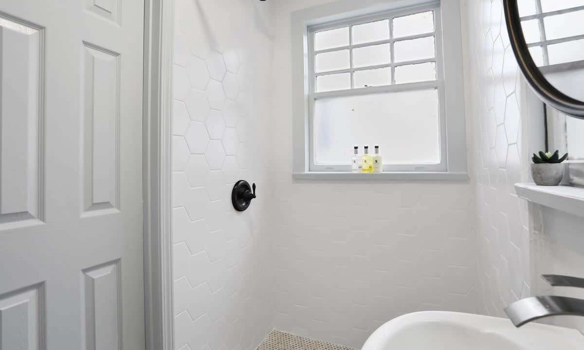 Photo of Bathroom in Broadmoor