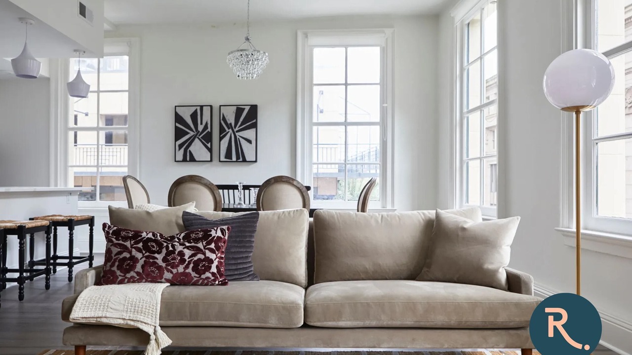 Photo of Livingroom in Central Business District