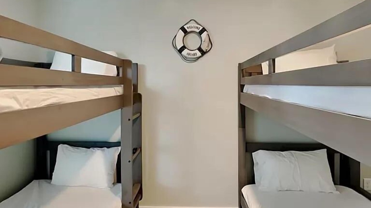 Photo of Bedroom in Crescent Beach