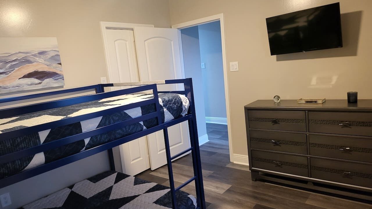 Photo of Bedroom in Lake Catherine