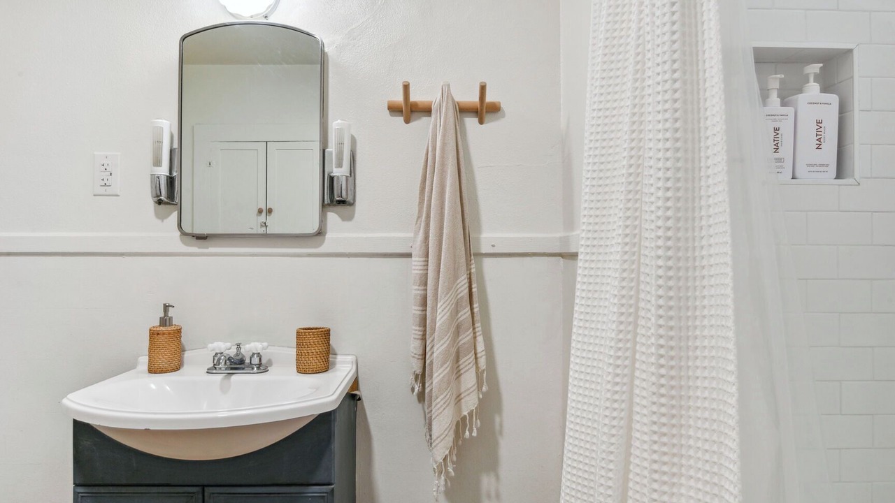 Photo of Bathroom in Old Town