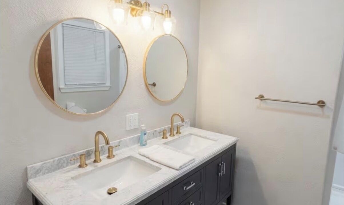 Photo of Bathroom in Mead