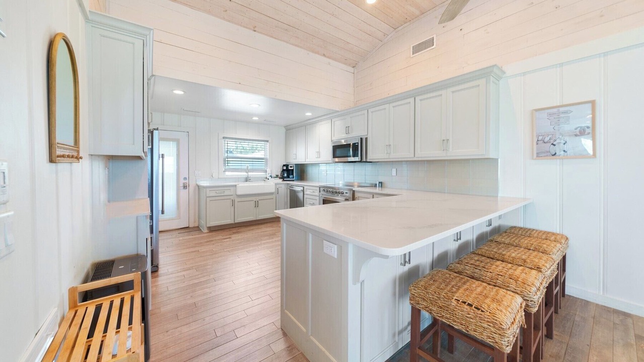 Photo of Kitchen in Bahama Beach